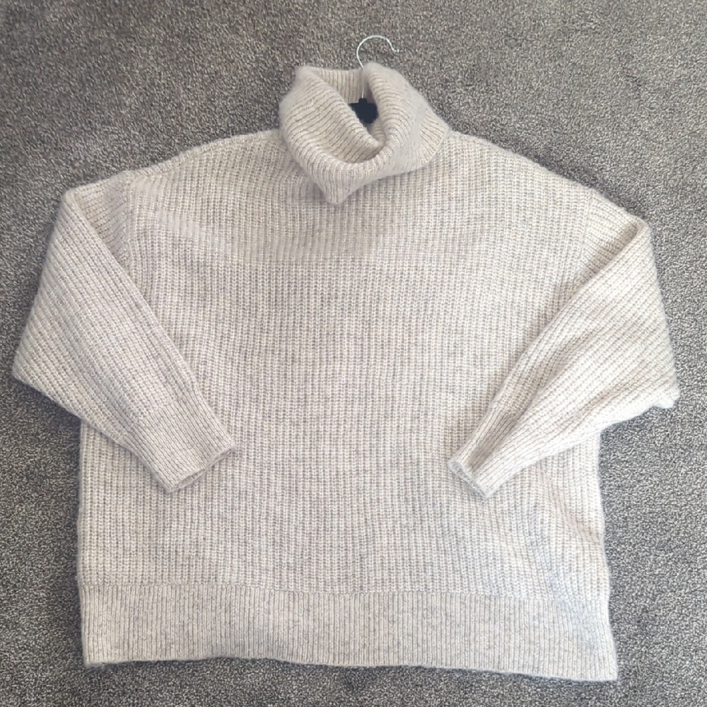 Cozy Gray Turtleneck Sweater